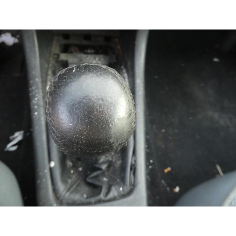 Calandre PEUGEOT 406 Photo n°9