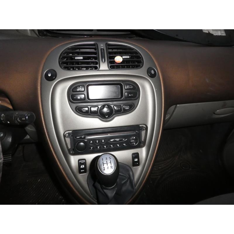 Calandre CITROEN XSARA PICASSO Photo n°10