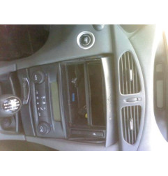 Calandre RENAULT LAGUNA 2