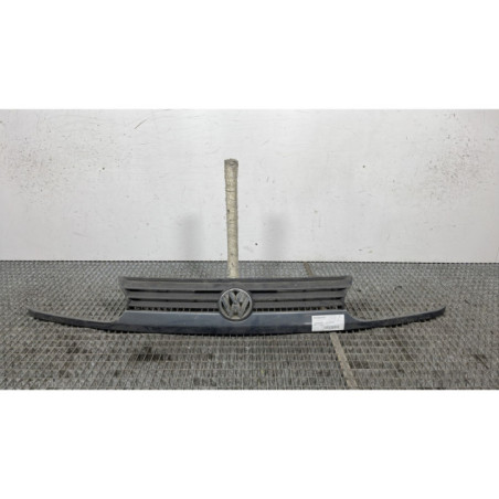 Calandre VOLKSWAGEN GOLF 3 Photo n°1