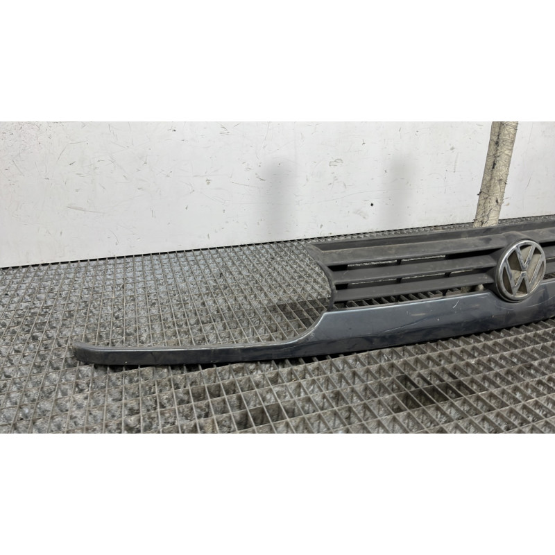 Calandre VOLKSWAGEN GOLF 3 Photo n°2