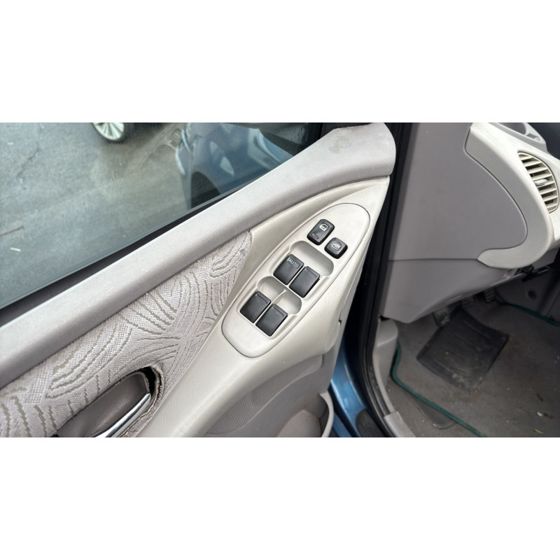 Capot NISSAN ALMERA TINO Photo n°16