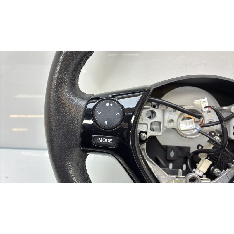 Volant PEUGEOT 108 Photo n°4