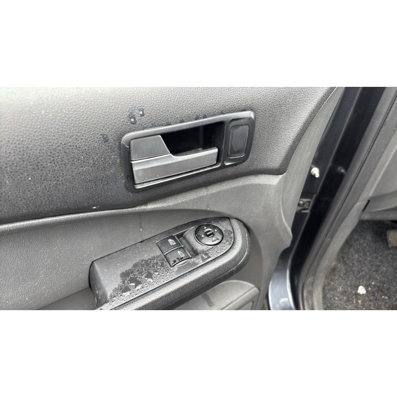Feu arriere principal droit (feux) FORD C-MAX 1 Photo n°15