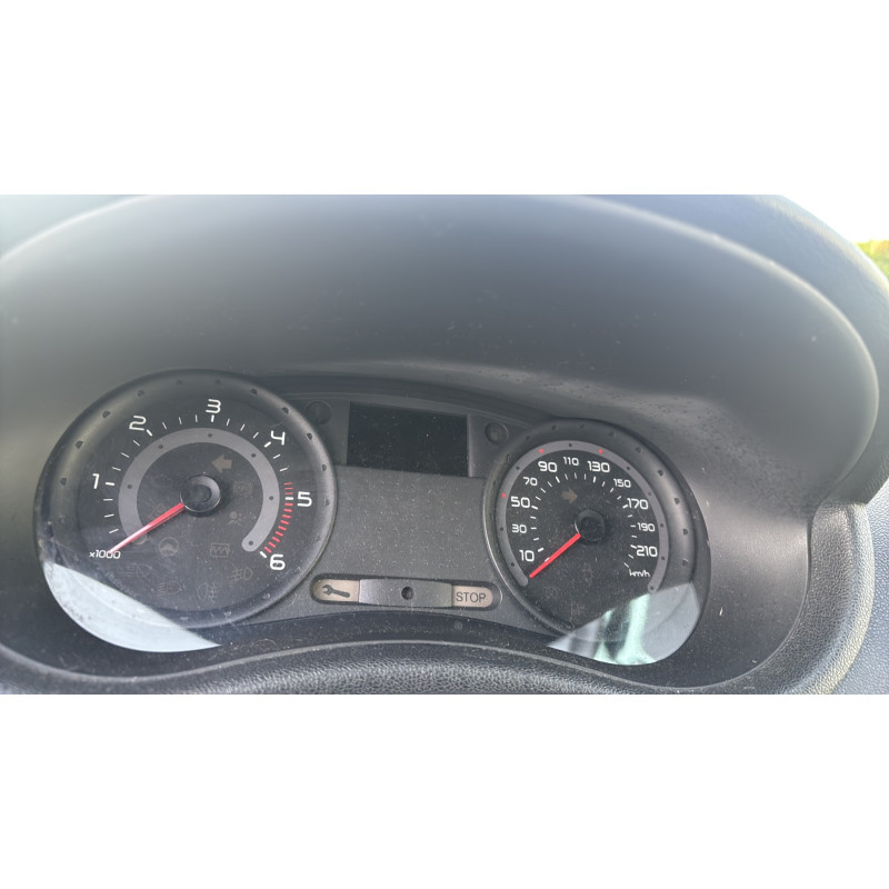 Feu arriere principal gauche (feux) RENAULT CLIO 3 Photo n°18