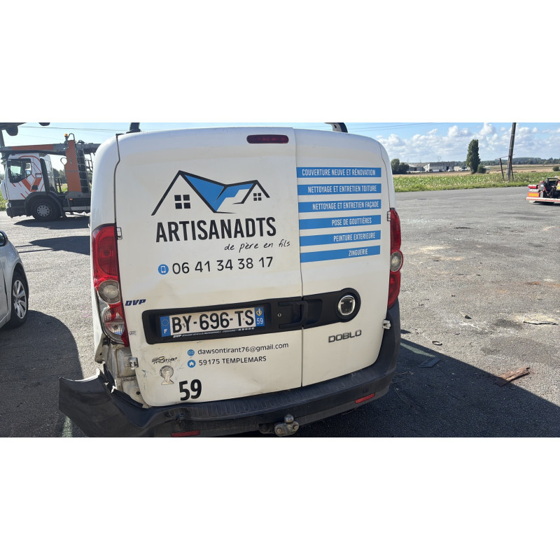 Retroviseur droit FIAT DOBLO 2 Photo n°10