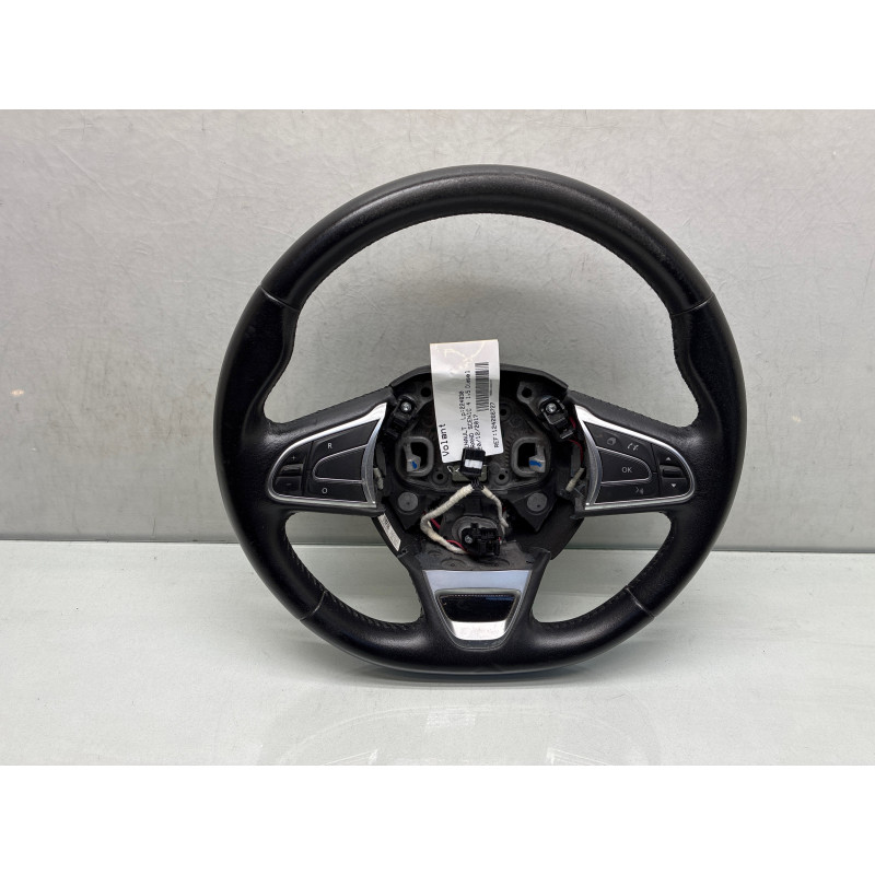 Volant RENAULT GRAND SCENIC 4 Photo n°1