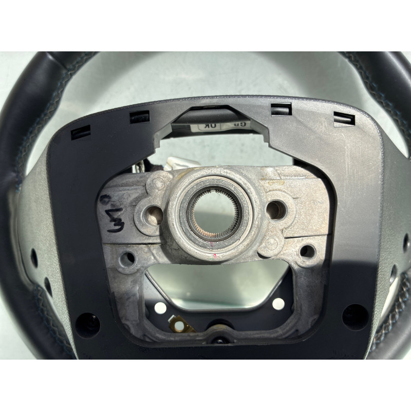 Volant HYUNDAI I 20 2 Photo n°4