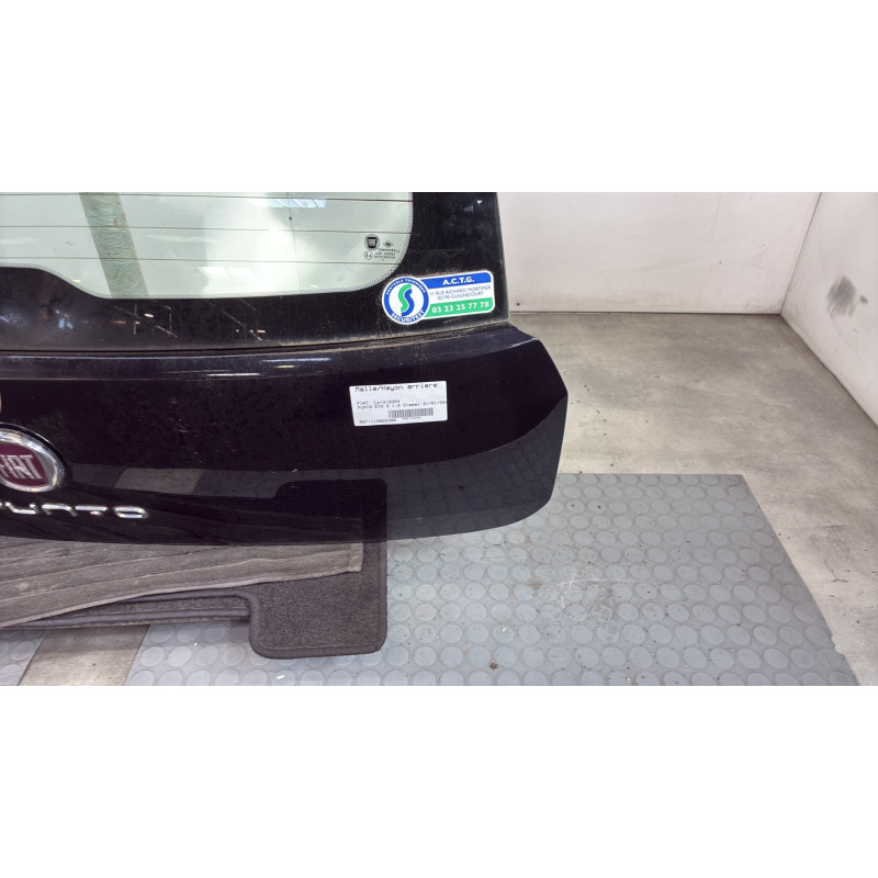 Malle/Hayon arriere FIAT PUNTO EVO 3 Photo n°4