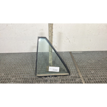 Custode arriere droit (porte) TOYOTA AVENSIS 2 Photo n°1
