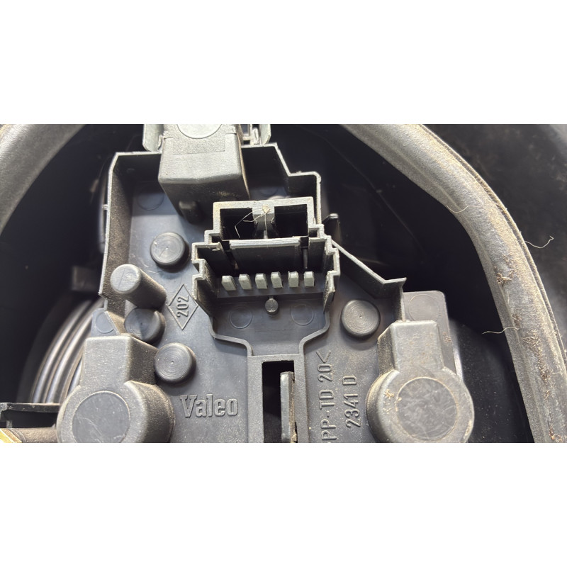 Feu arriere principal droit (feux) RENAULT SCENIC 1 Photo n°4