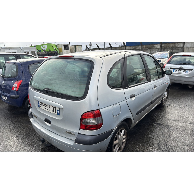 Feu arriere principal droit (feux) RENAULT SCENIC 1 Photo n°9