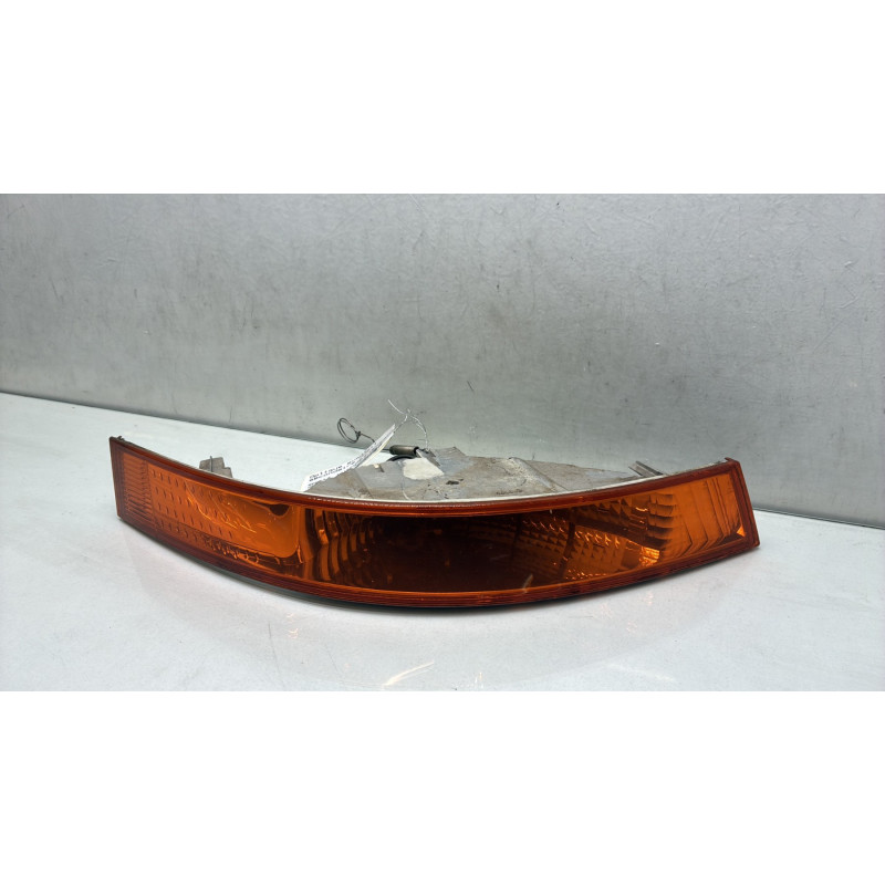 Optique avant secondaire droit (feux)(clignotant) RENAULT MASTER 2 Photo n°1