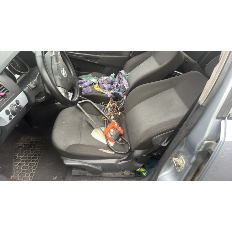 Porte arriere gauche OPEL ASTRA H Photo n°18