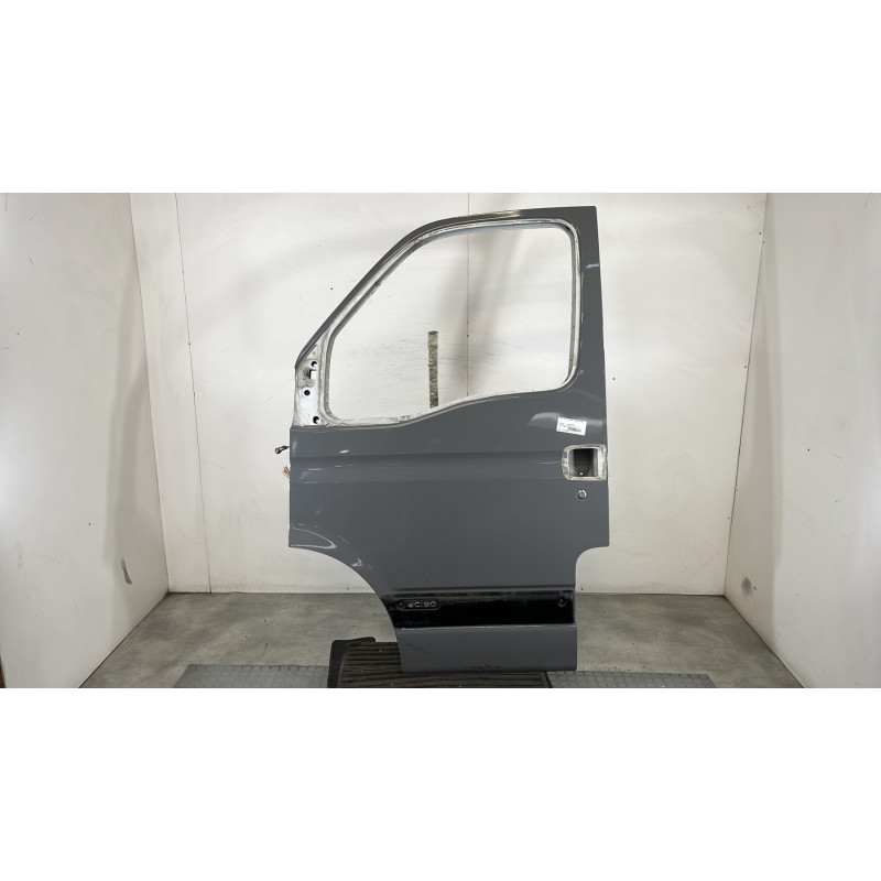 Porte avant gauche RENAULT MASTER 2 Photo n°1