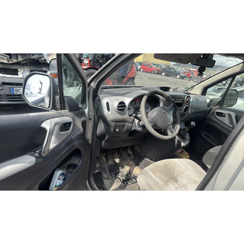 Custode avant gauche (porte) PEUGEOT PARTNER 2 Photo n°14