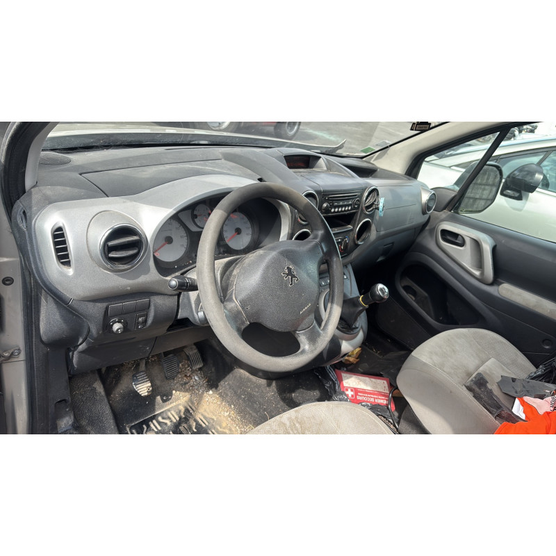 Custode avant gauche (porte) PEUGEOT PARTNER 2 Photo n°15