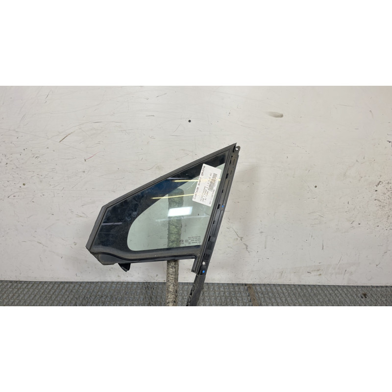 Custode avant gauche (porte) PEUGEOT 208 1 Photo n°1