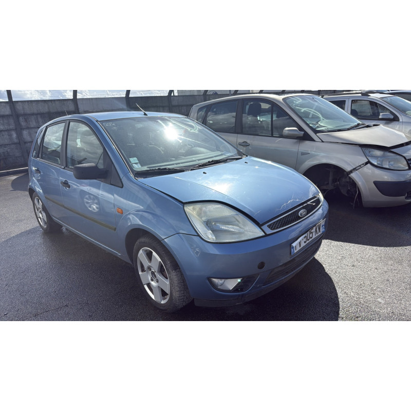 Malle/Hayon arriere FORD FIESTA 5 Photo n°8