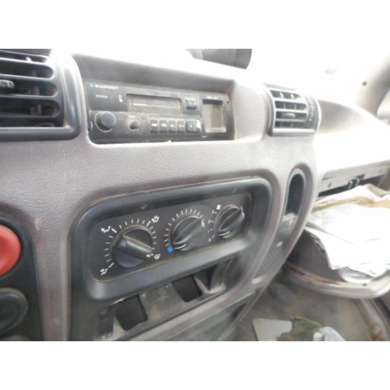 Porte avant droit RENAULT MASTER 2 Photo n°8