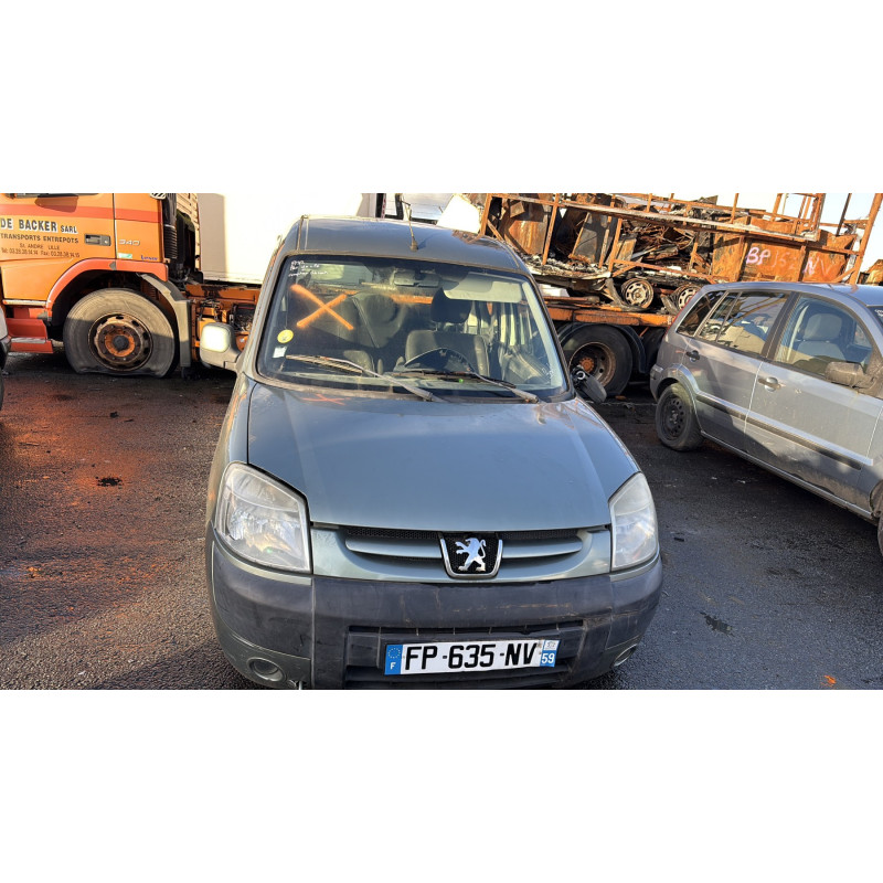 Porte laterale gauche PEUGEOT PARTNER 1 Photo n°17