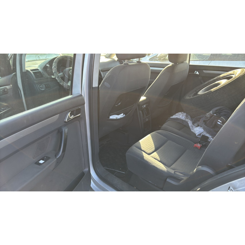 Capot VOLKSWAGEN TOURAN 1 Photo n°17