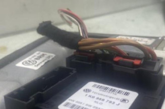 Leve vitre electrique avant gauche VOLKSWAGEN GOLF 5