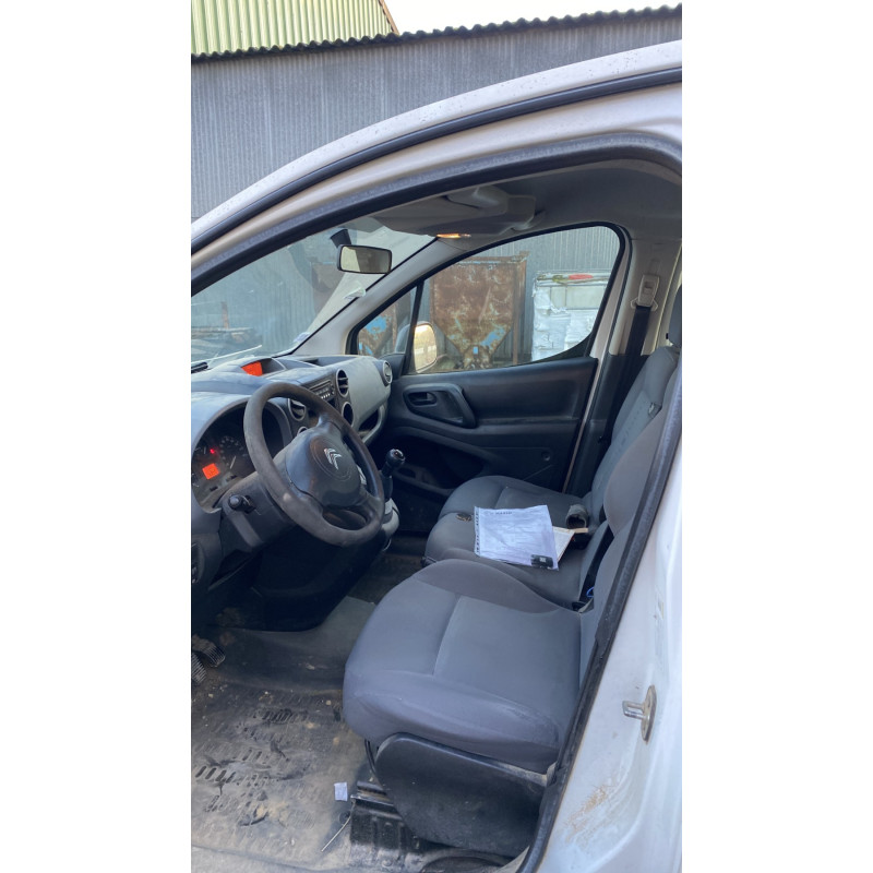 Renfort pare choc avant (traverse) CITROEN BERLINGO 2 Photo n°10