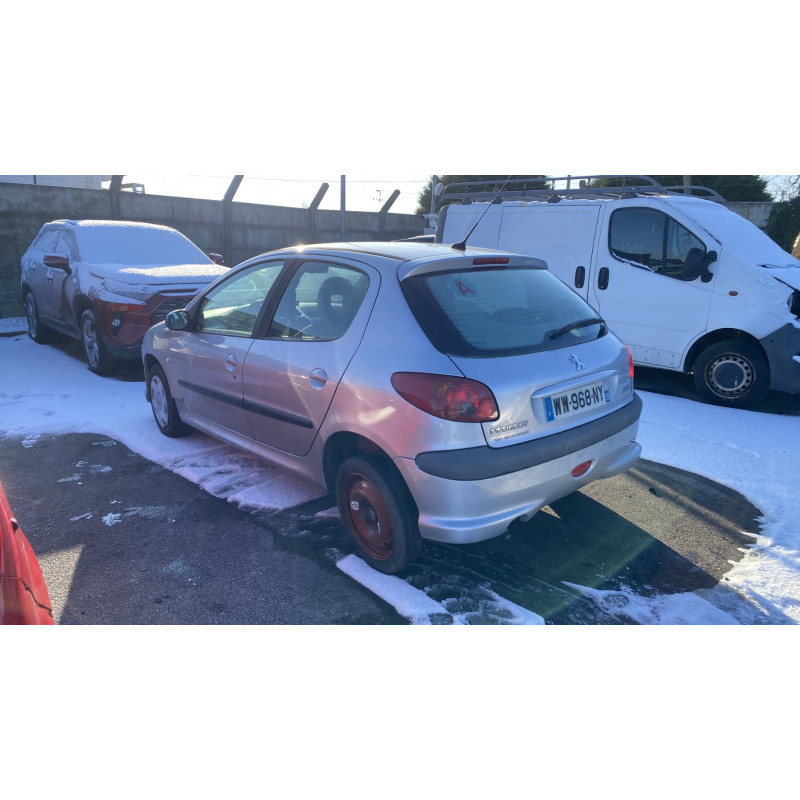Malle/Hayon arriere PEUGEOT 206 Photo n°11