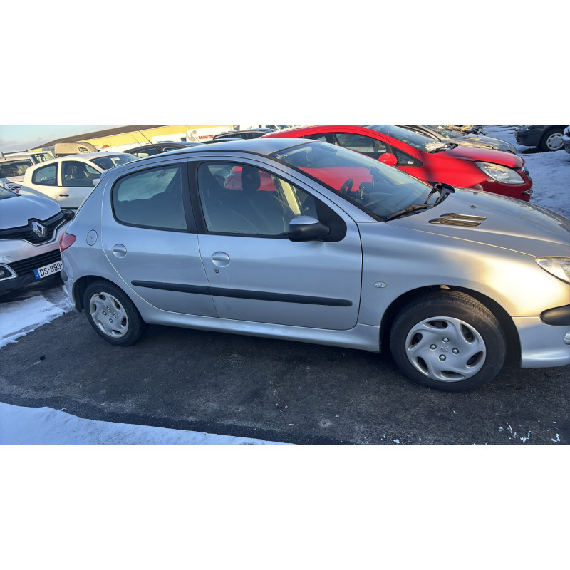 Malle/Hayon arriere PEUGEOT 206 Photo n°20