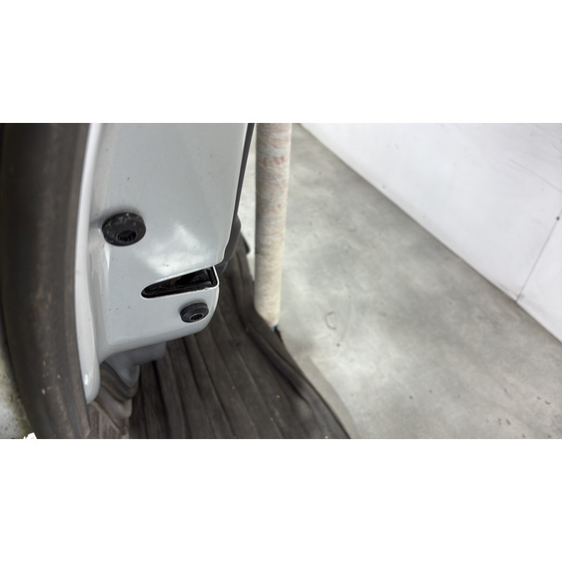 Porte arriere gauche VOLKSWAGEN POLO 4 Photo n°4