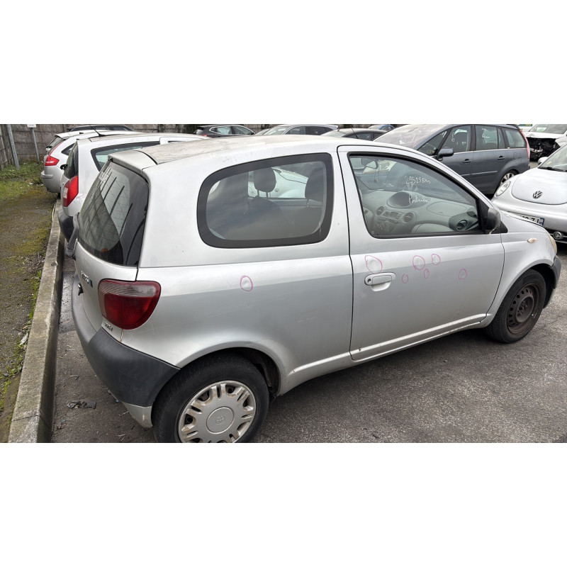 Feu arriere principal droit (feux) TOYOTA YARIS 1 Photo n°11