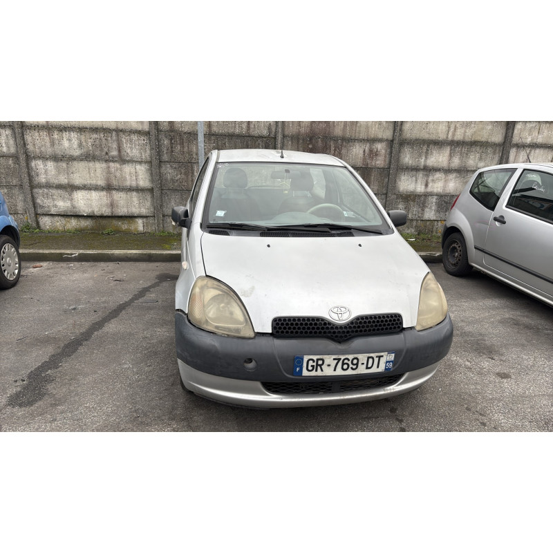 Feu arriere principal droit (feux) TOYOTA YARIS 1 Photo n°12