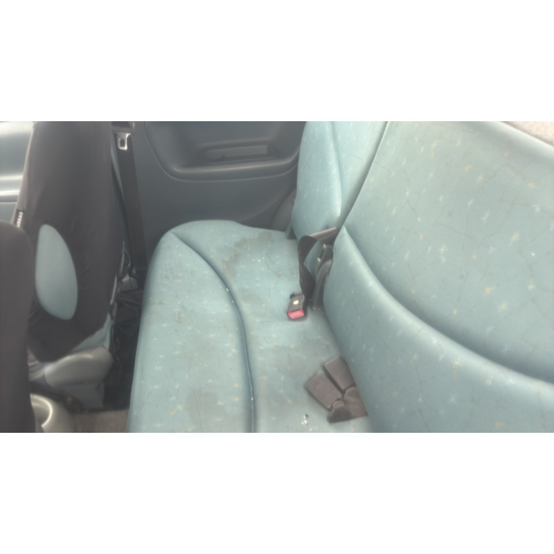 Feu arriere principal droit (feux) TOYOTA YARIS 1 Photo n°20