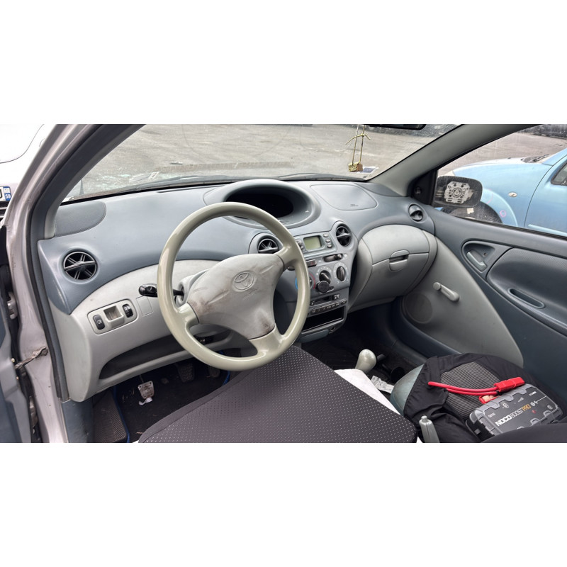 Feu arriere principal gauche (feux) TOYOTA YARIS 1 Photo n°17