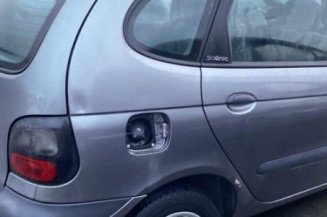 Serrure avant gauche RENAULT SCENIC 1