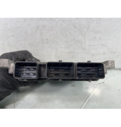 Calculateur moteur RENAULT CLIO 3