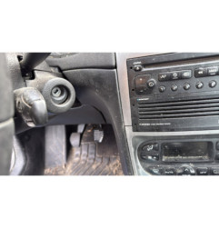 Pretensionneur de ceinture avant gauche PEUGEOT 307
