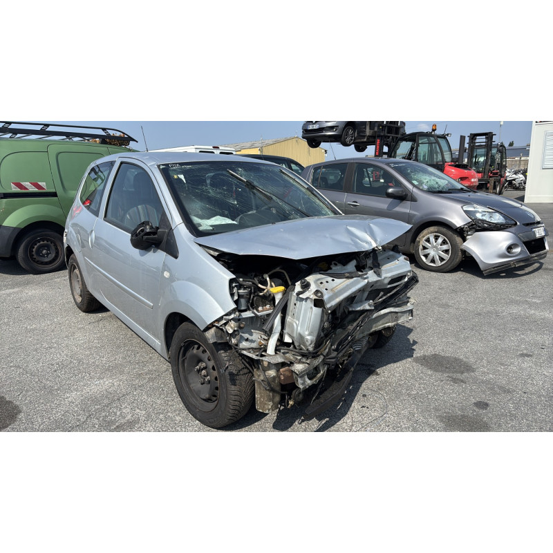 Feu arriere secondaire gauche (feux) RENAULT TWINGO 2 Photo n°7