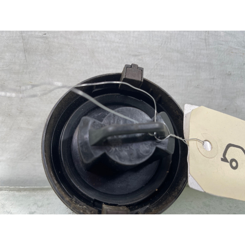 Bouchon de carburant PEUGEOT 607 Photo n°3