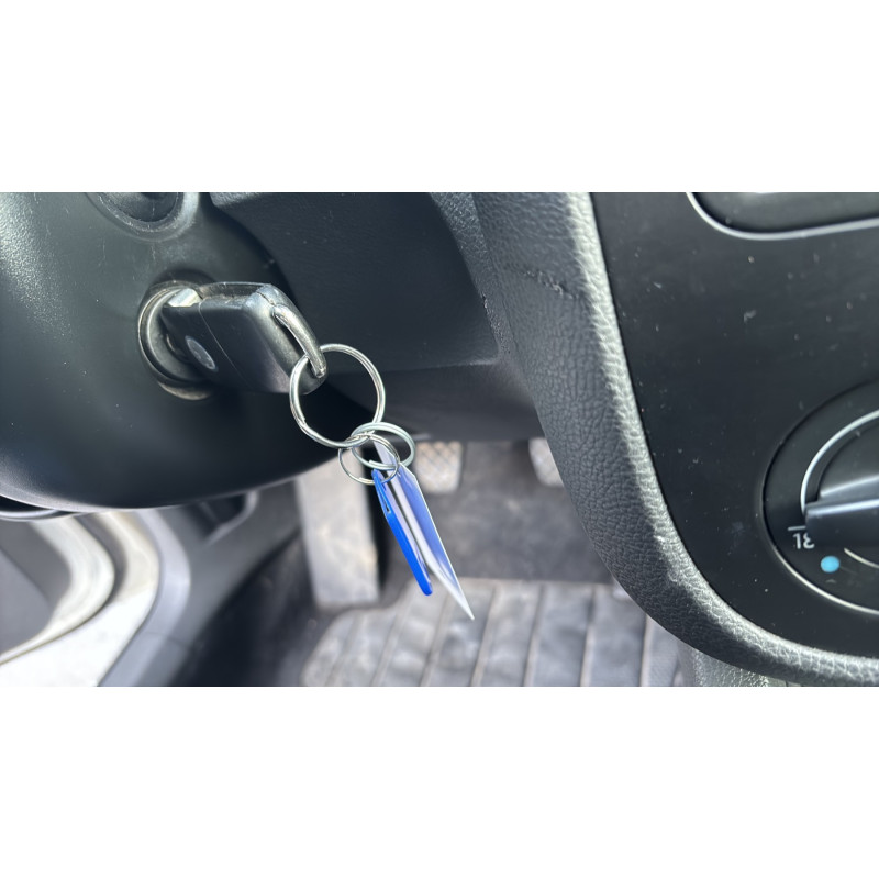 Attache ceinture avant droit VOLKSWAGEN GOLF 5 Photo n°20