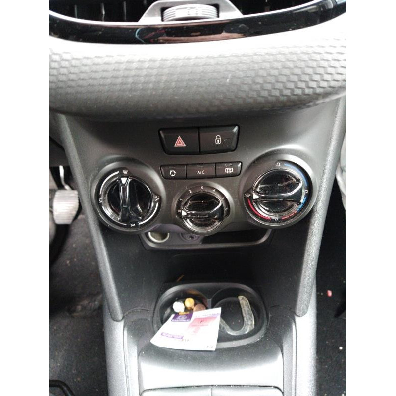 Amortisseur avant gauche PEUGEOT 208 1 Photo n°7