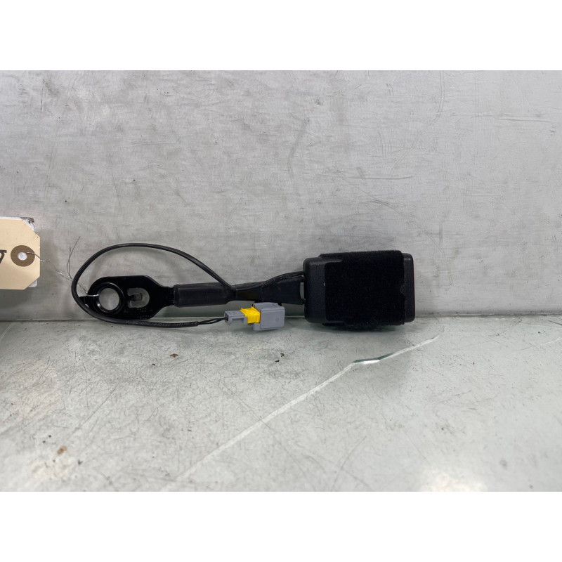 Attache ceinture avant gauche PEUGEOT 2008 1 Photo n°3