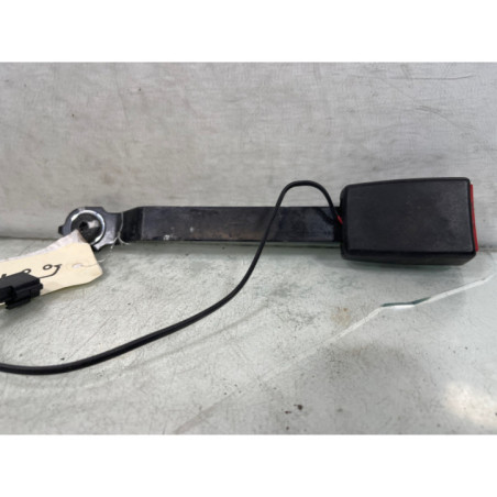 Attache ceinture avant gauche RENAULT CLIO 3
