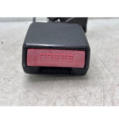 Attache ceinture arriere gauche PEUGEOT 207