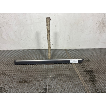 Baguette de porte arriere gauche  PEUGEOT 406