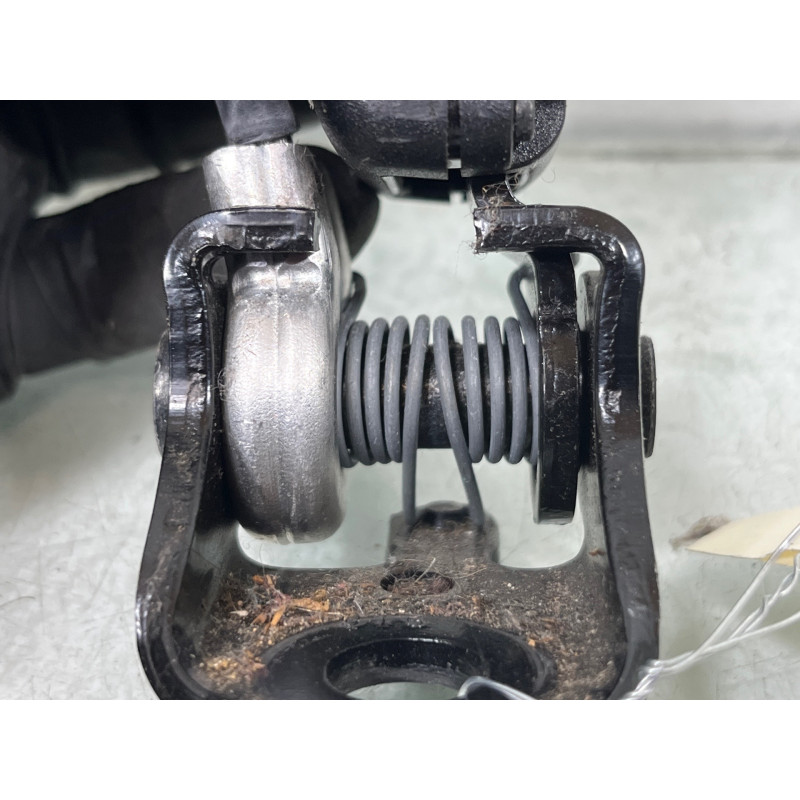 Attache ceinture arriere droit PEUGEOT 2008 1 Photo n°2