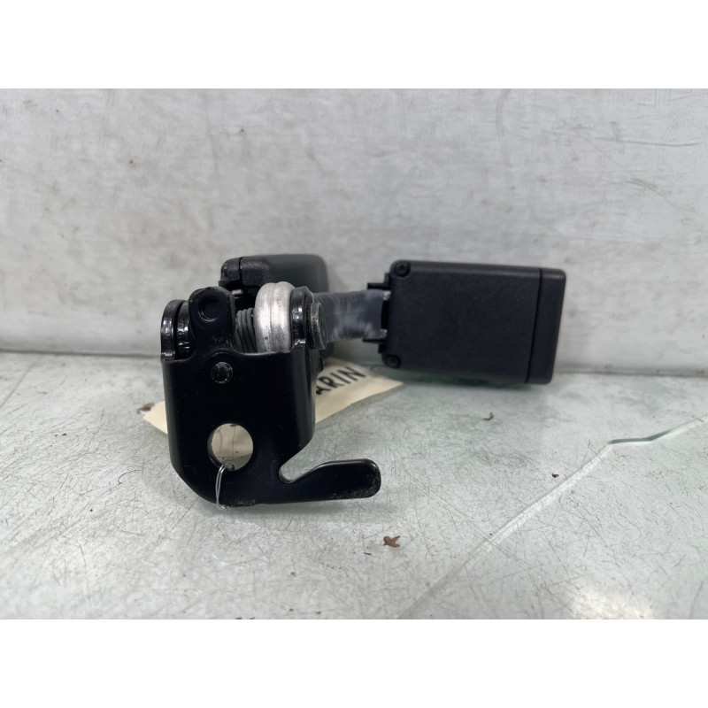 Attache ceinture arriere droit PEUGEOT 2008 1 Photo n°3