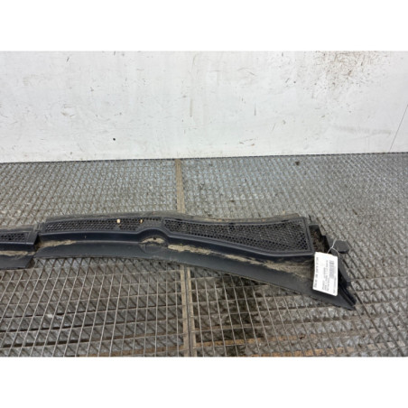 Baie de pare brise PEUGEOT 2008 1