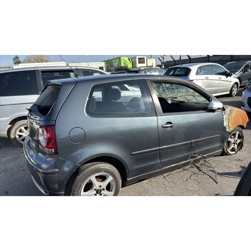Actionneur verrou trappe d'essence VOLKSWAGEN POLO 4 Photo n°10